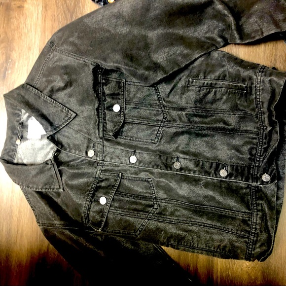 Black jean jacket $30 - Picture 1 of 2